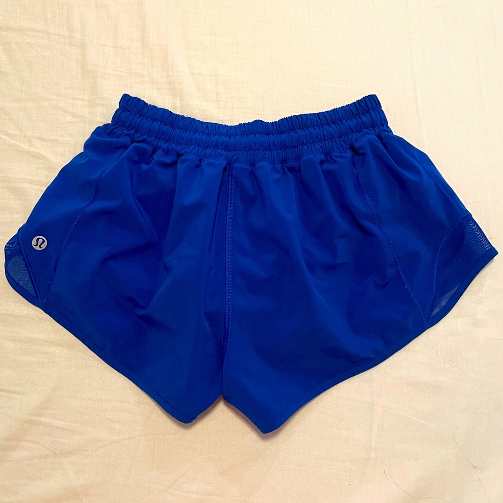 Blue Lululemon size 4 hotty hot shorts